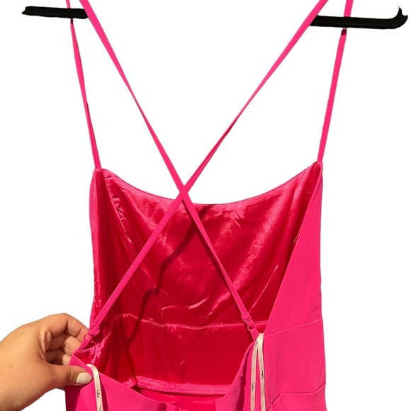 Lulu’s Backless Maxi Dress - Never Worn - Picture 7 of 7